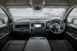 Ram 1500 Express Crew Cab 2020 года  (AU)